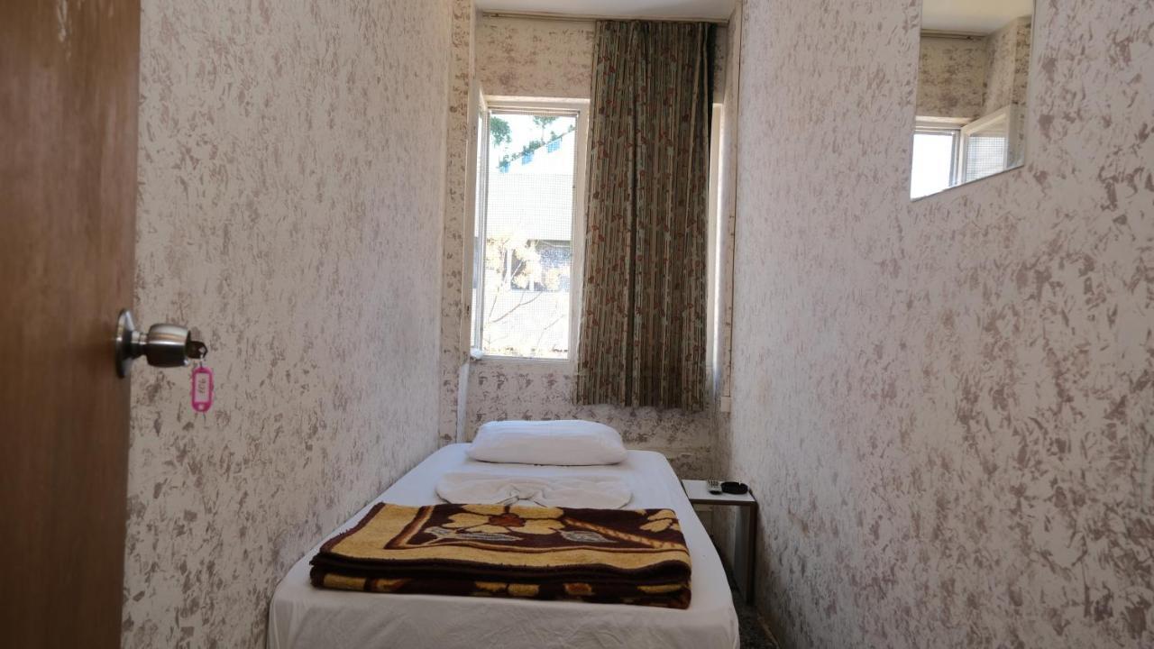 Aziz Pansiyon 3 Antalya Exterior foto